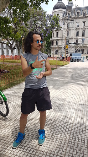 Buenos Aires South Cycling Guide explains the political and social history of Buenos Aires during a tour