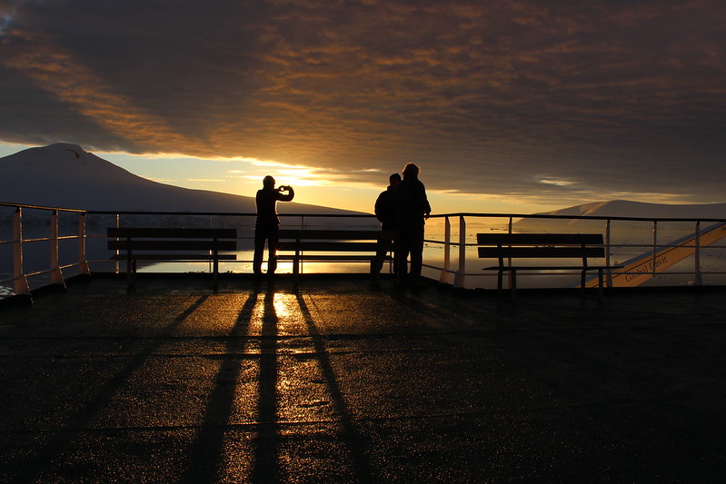 Neumayer channel / Damoy Point