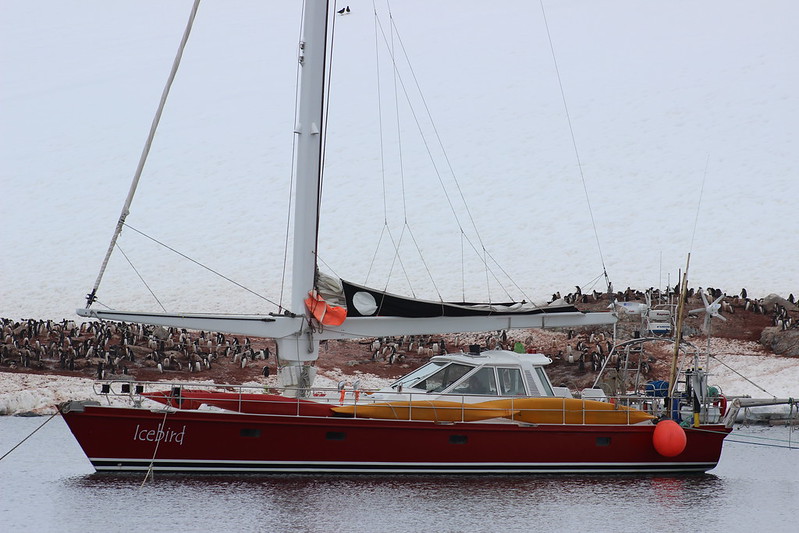 Gonzalez Videla Station