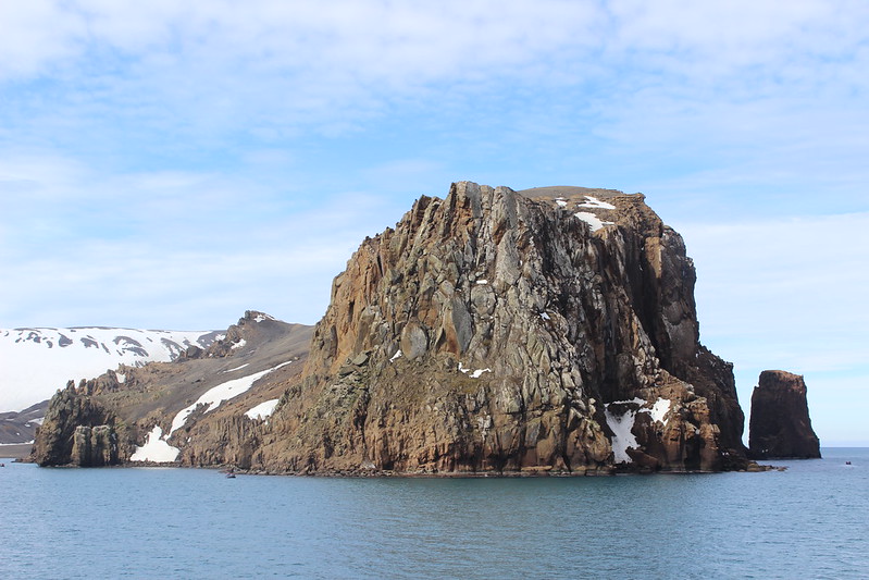 Fildes Point - Cathedral Crags - Deception Island