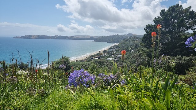 Onetangi Beach