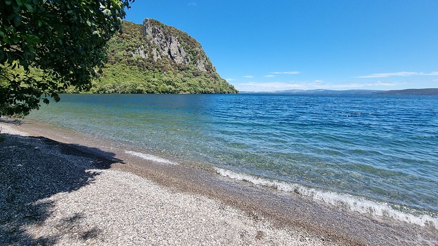 Kawakawa Bay