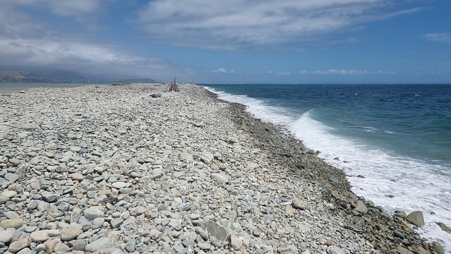 Boulder Bank Scenic Reserve
