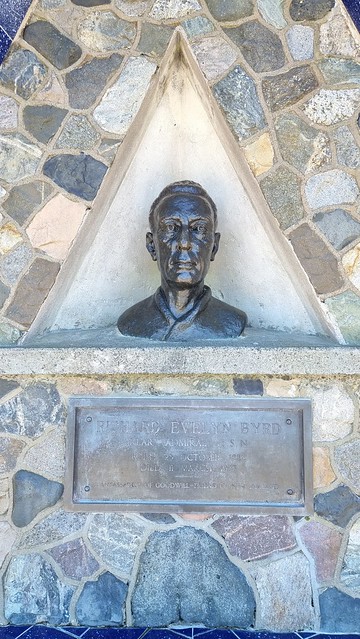 Byrd Memorial Mount Victoria