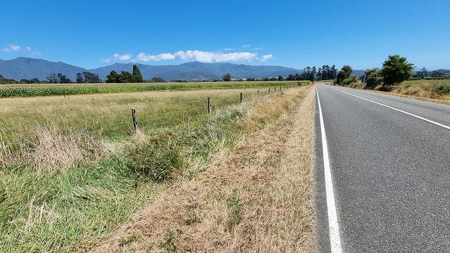 Leaving Tākaka, stunning day!
