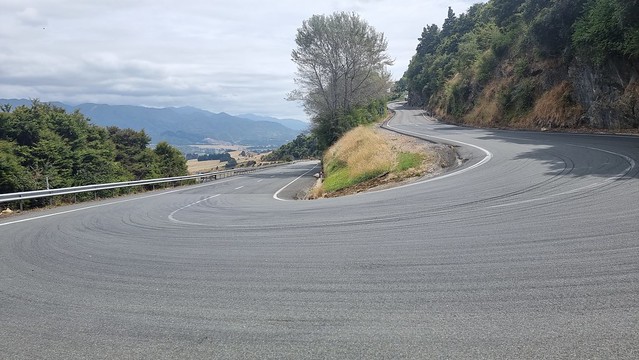 Tākaka Hill (Golden Bay side)