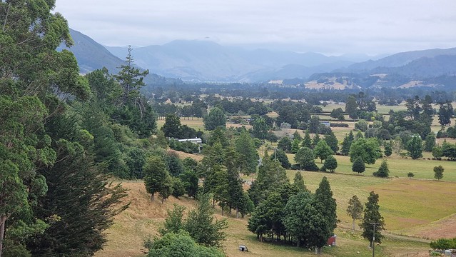 Tākaka Valley towards Upper Tākaka