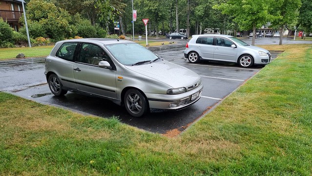 Italian Bravo HGT and German Golf GTI rival