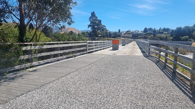 Old Kawarau bridge now for cycles/walking