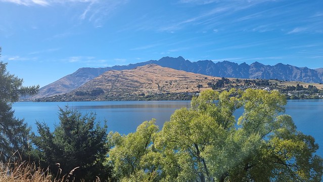 Frankton Walkway, Kelvin Heights, Remarkables