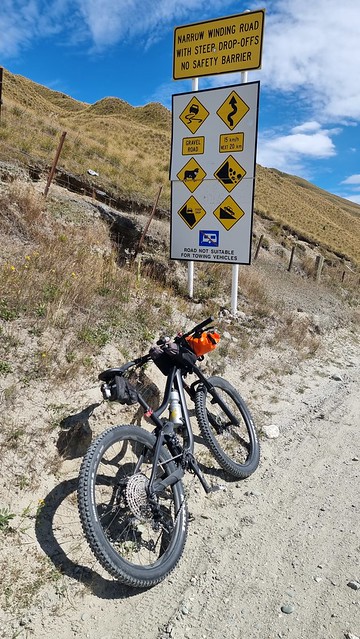 Skippers Road more warnings