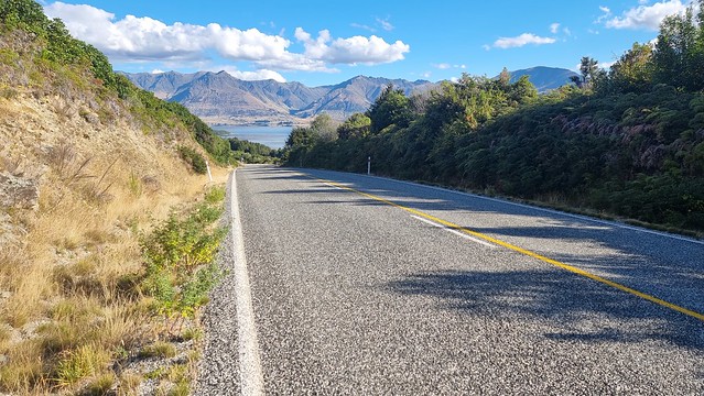 Queenstown-Glenorchy Road