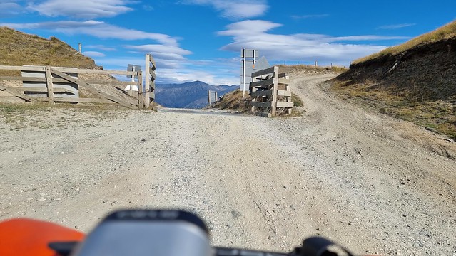 Skippers Canyon Road