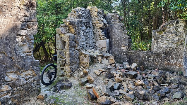 Historic Kiln | Bob's Cove Track (bike & walk)