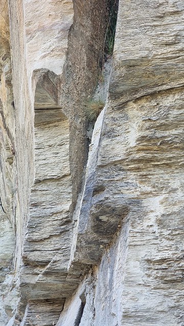 Skippers Canyon Road