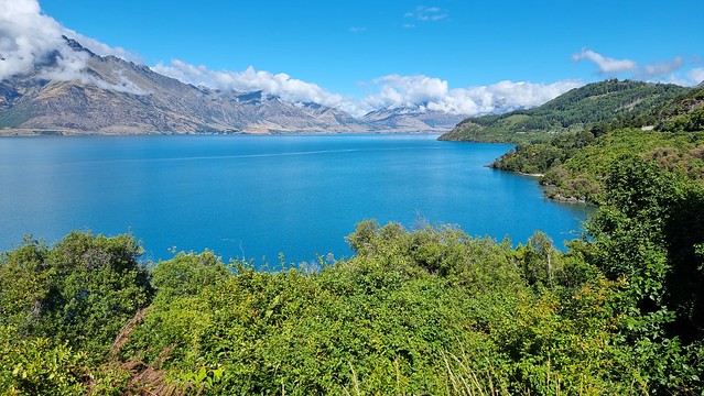 Queenstown-Glenorchy Road