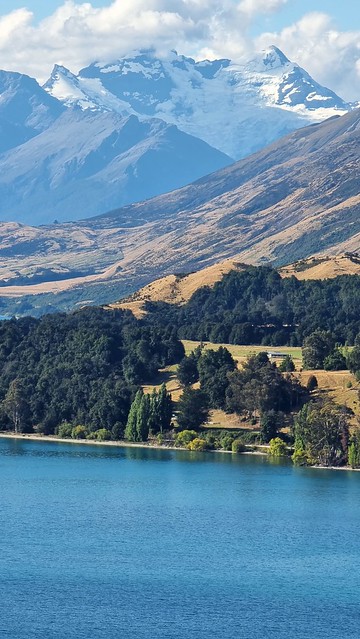 Towards Glenorchy & Paradise