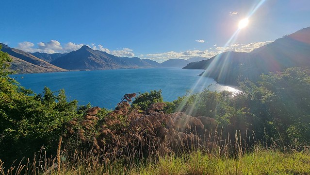 Lake Whakatipu evening