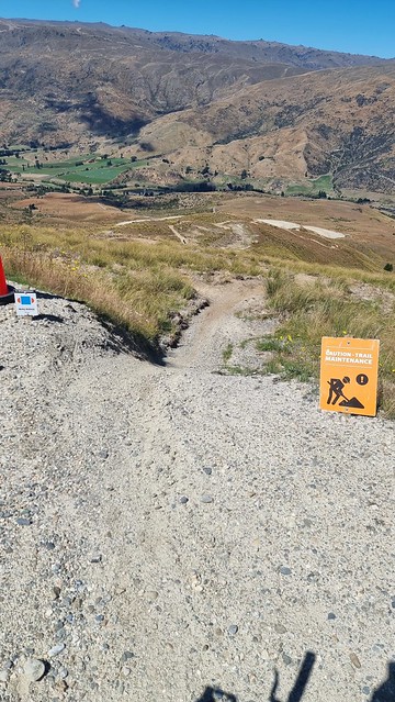 Down! | Cardrona Peak to Pub Trail