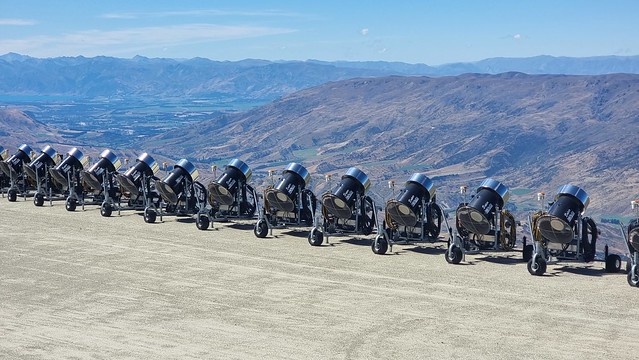 Snow Artillery | Cardrona Skifield Road
