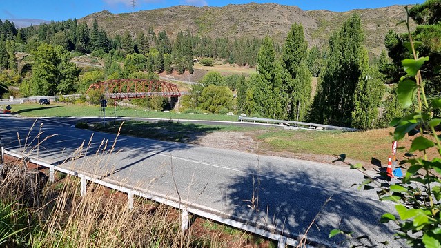 Up the hill to Clyde