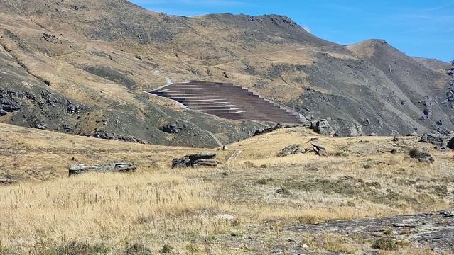 Cairnmuir Slide quake proofing | Lake Dunstan Trail