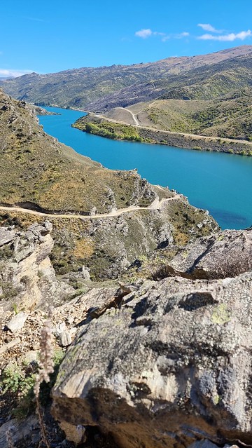 Lake Dunstan Trail