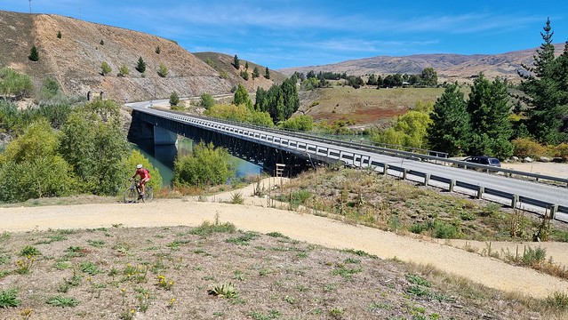 Bannockburn Bridge | Lake Dunstan Trail