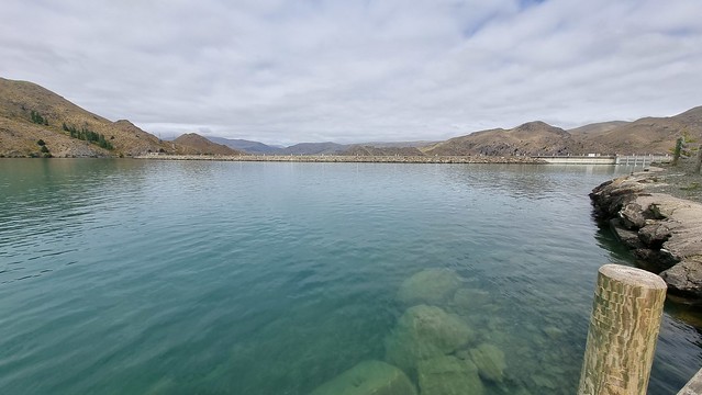 Lake Benmore towards the dam