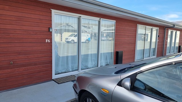 Lake Escape Apartment Departure