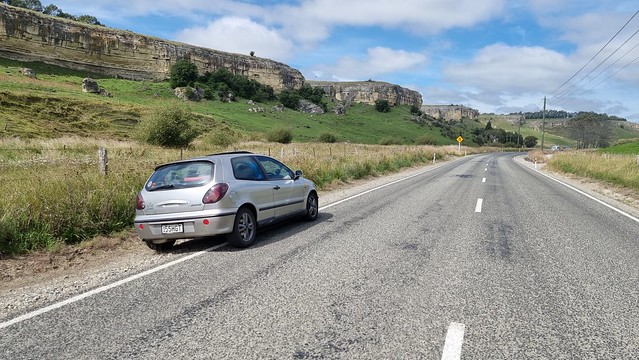 2001 Fiat Bravo HGT, older rocks!