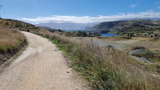 Towards Aviemore Dam
