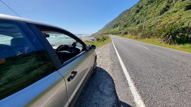 Fiat Bravo 155 HGT on coast near Punakaiki