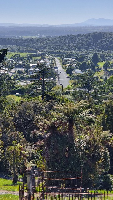 Ross Water Race Walkway cemetery view
