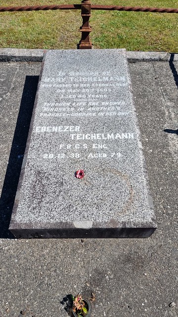 The Teichelmann's grave