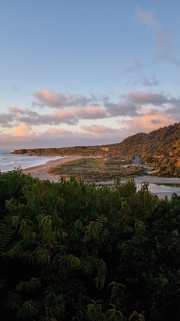 Paparoa Park Motels Seaview Cottage Sunset