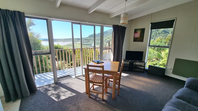 Paparoa Park Motels Blowhole Cottage
