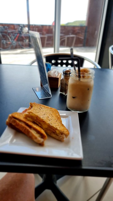 Lunch stop | Underworld Café Charleston