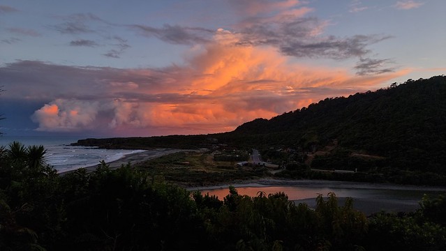 Punakaiki dawn