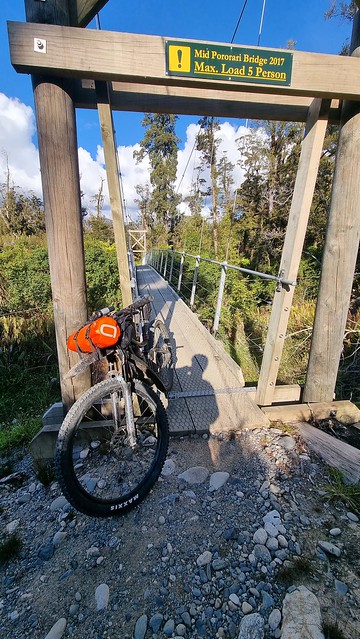 Papāroa Track Pororari Hut to Punakaiki