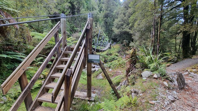 Papāroa Track Hikers Bridge for bikers