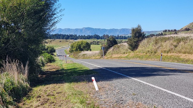 Mouse Point Road (SH7), Leslie Hills