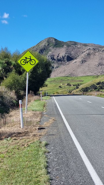 Heading back to Hanmer Springs (SH7)