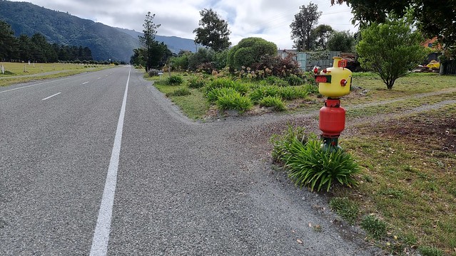 Gas cylinders with a LEGO Minifig look