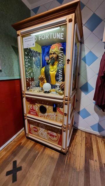 Seashore Cabaret Café