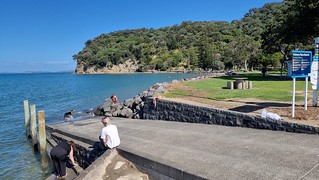 Waiwera Beach swim time