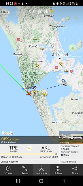 China Airlines A350 on AKL (NZAA) approach