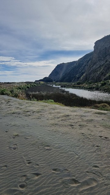 Pararaha Valley, Whatipu