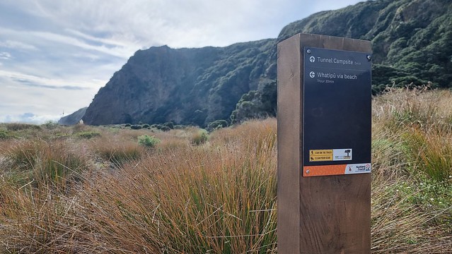 Pararaha Valley, Whatipu