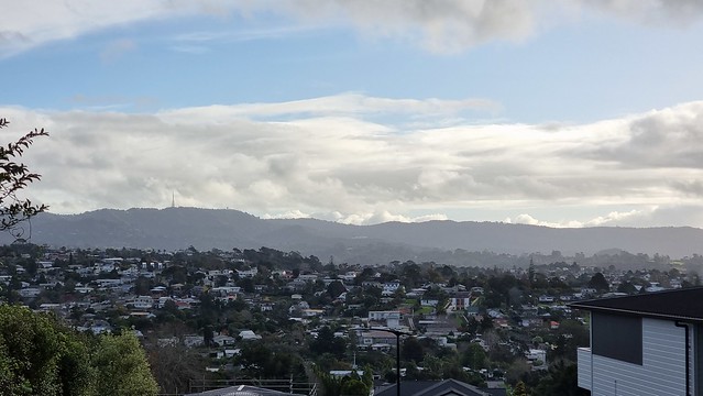 Waitakere Ranges from Pleasant Rd